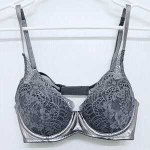 Victoria’s Secret Dream Angels Lace Bra Gray Silver Demi 36A